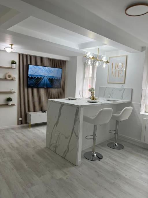 Beau Duplex Au Centre Ville. Mantes-la-Jolie Extérieur photo
