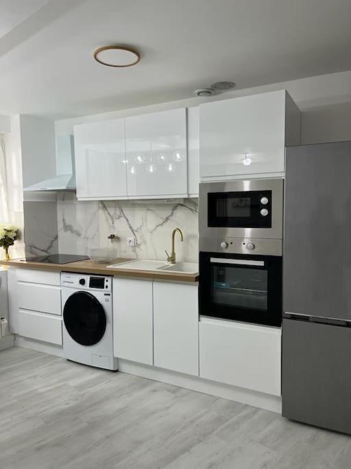 Beau Duplex Au Centre Ville. Mantes-la-Jolie Extérieur photo